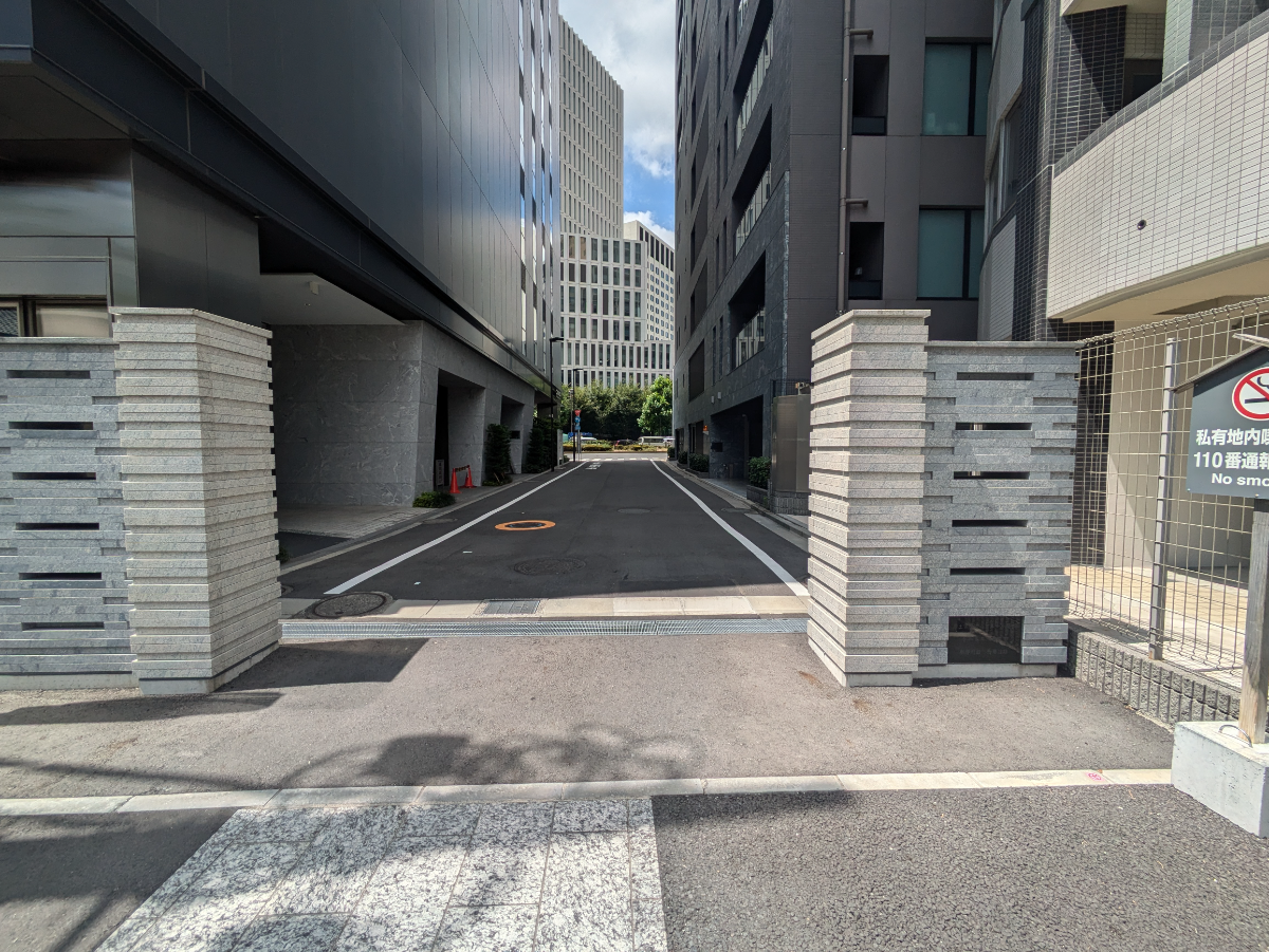 v20251001150706/fresh/building/J00100393966_16