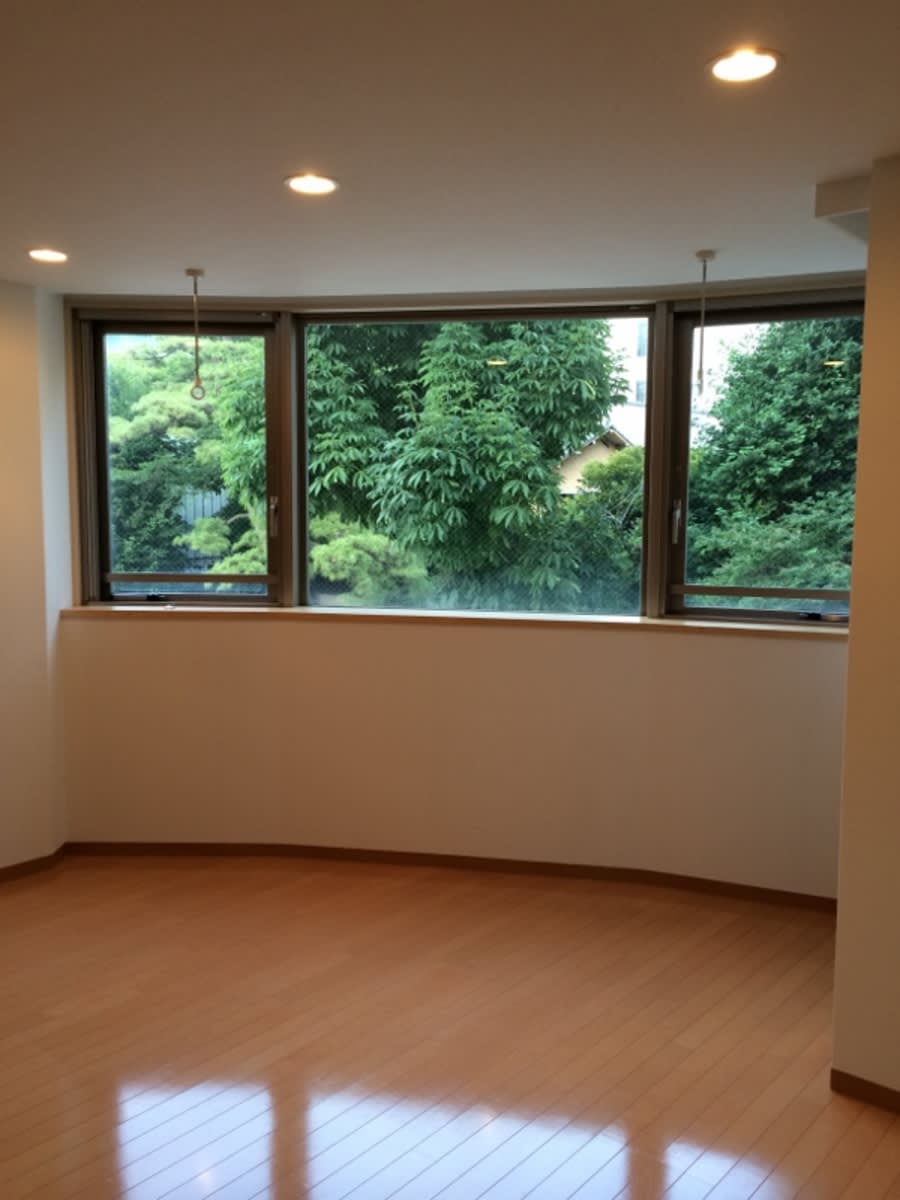 v20251001150706/fresh/building/J00100393966_5