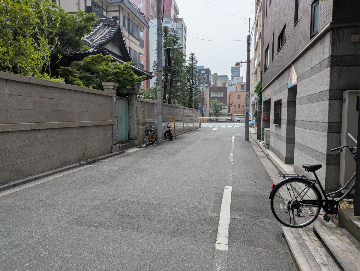 v20251001150706/fresh/building/J00100395407_9