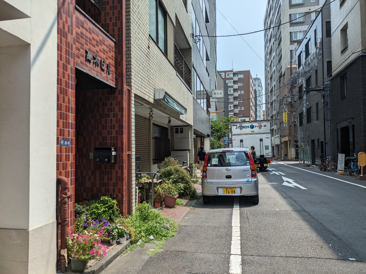 v20251001150706/fresh/building/J00100402586_2