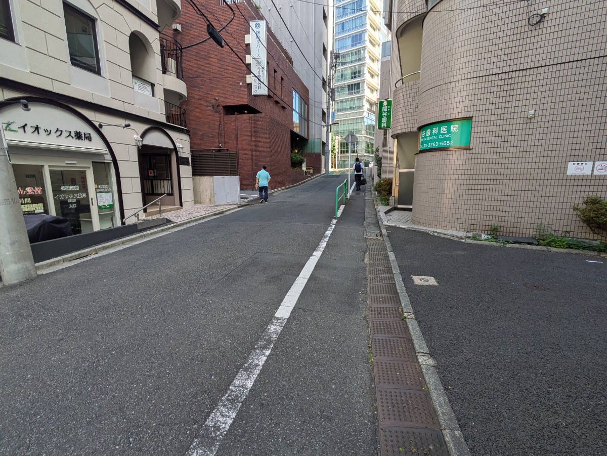 v20251001150706/fresh/building/J00100405171_2
