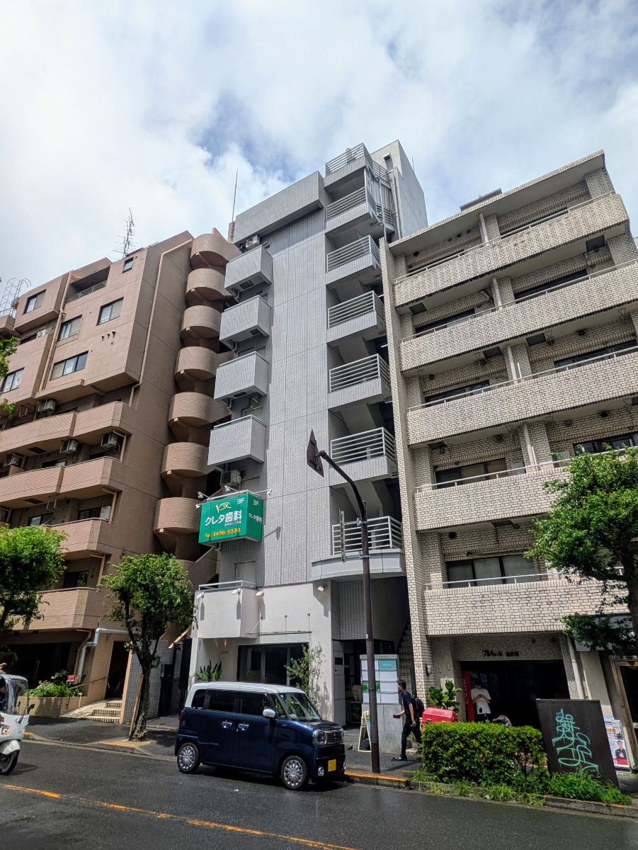 v20251001150706/fresh/building/J00100408732_7
