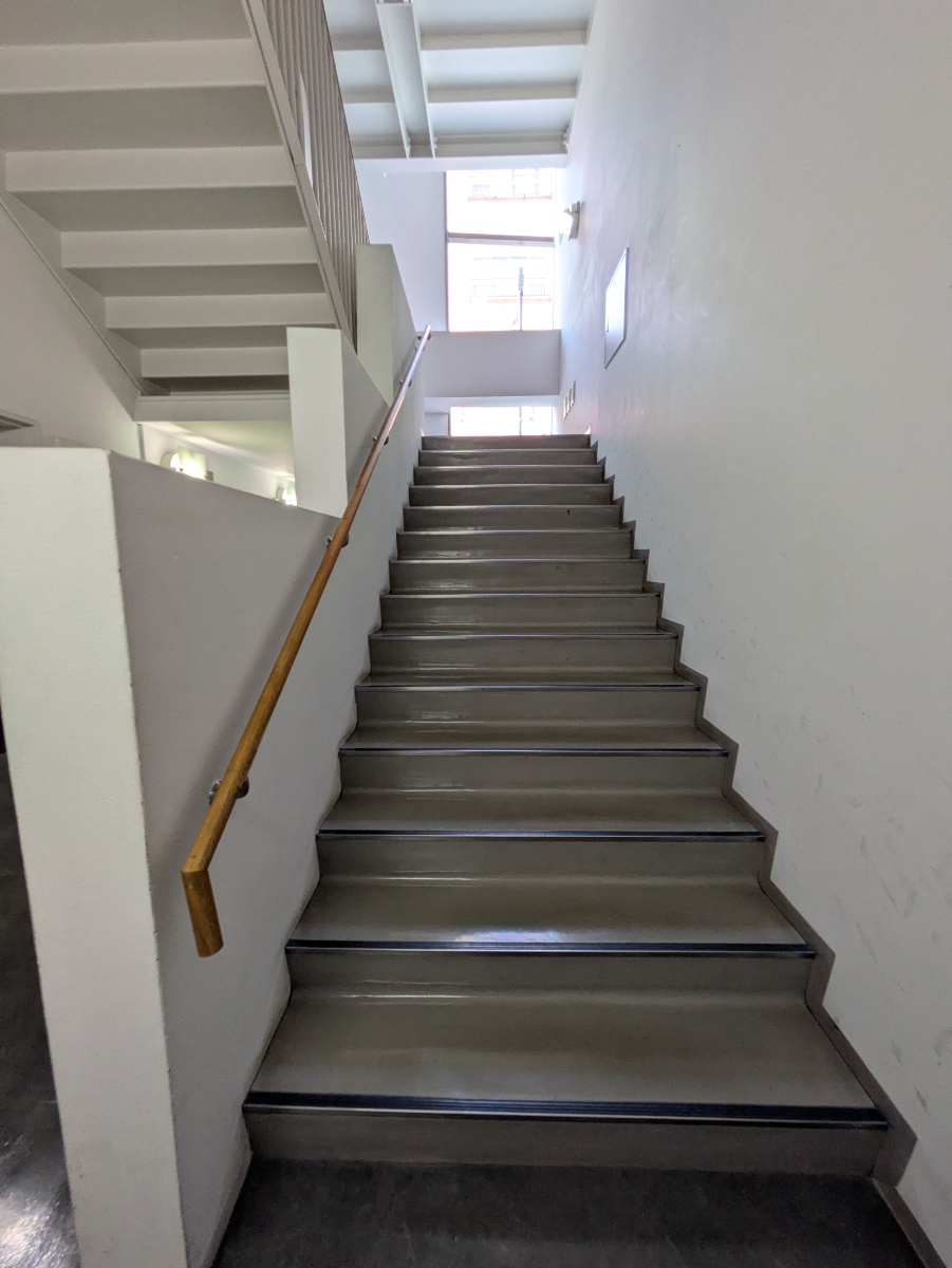 v20251001150706/fresh/building/J00100410793_13