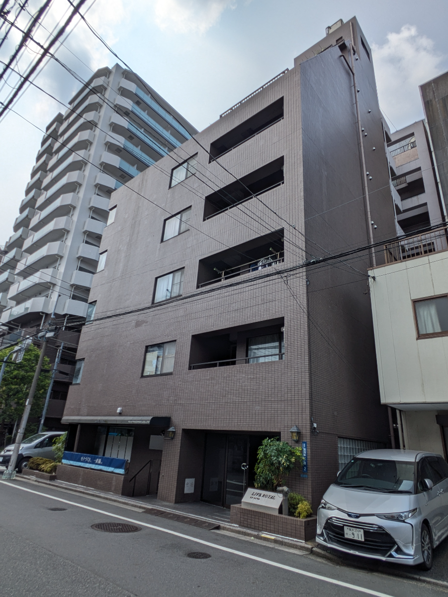 v20251001150706/fresh/building/J00100413220_11