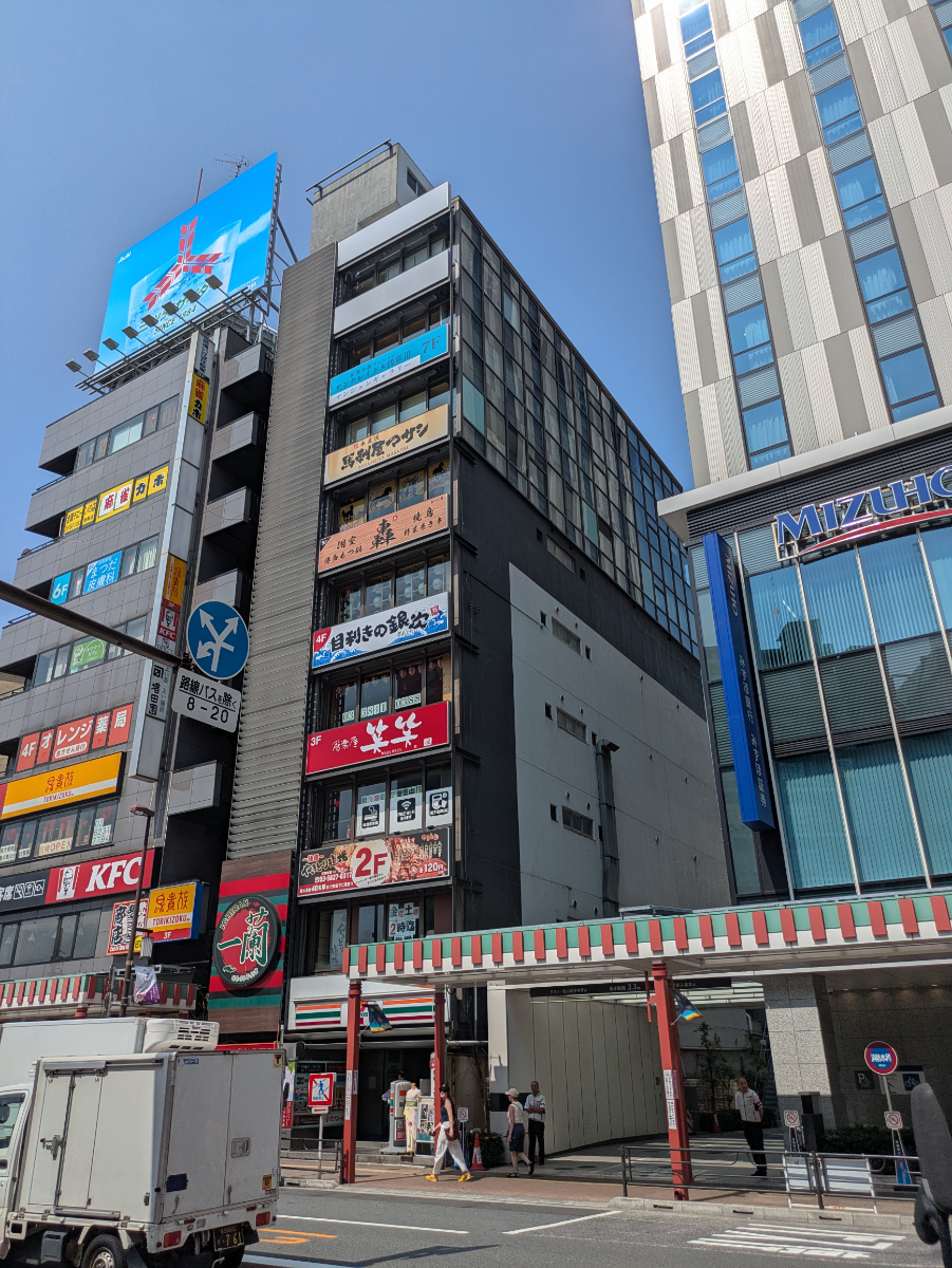 v20251001150706/fresh/building/J00100415729_5