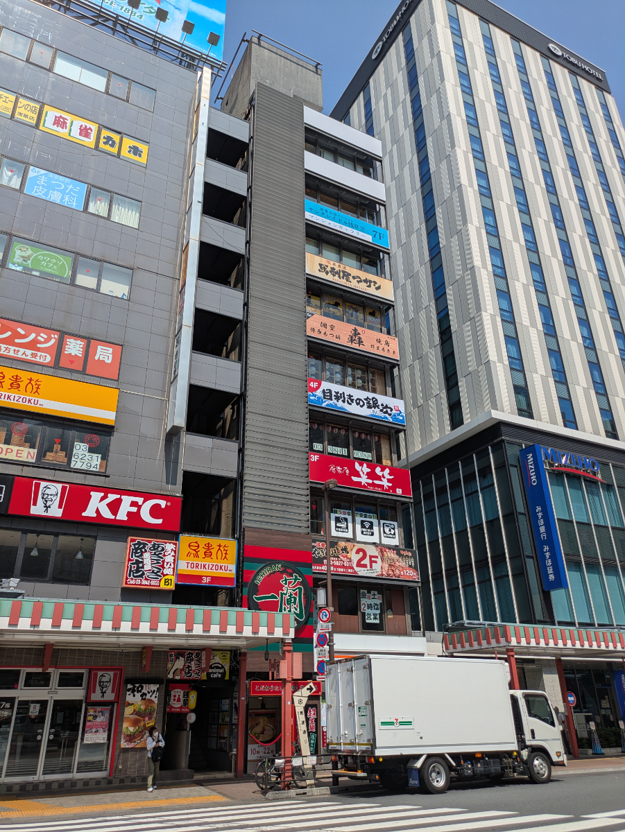 v20251001150706/fresh/building/J00100415729_7