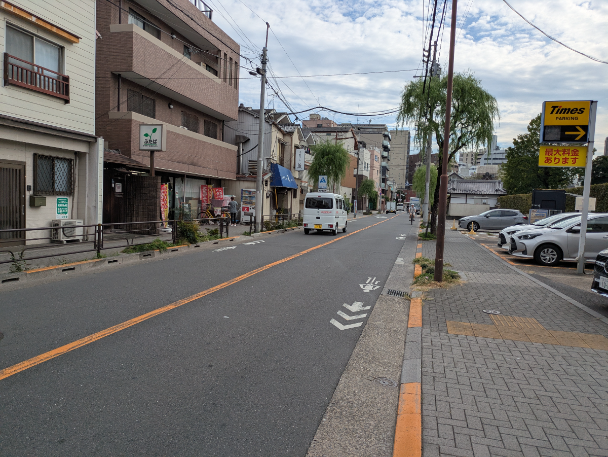 v20251001150706/fresh/building/J00100418405_2