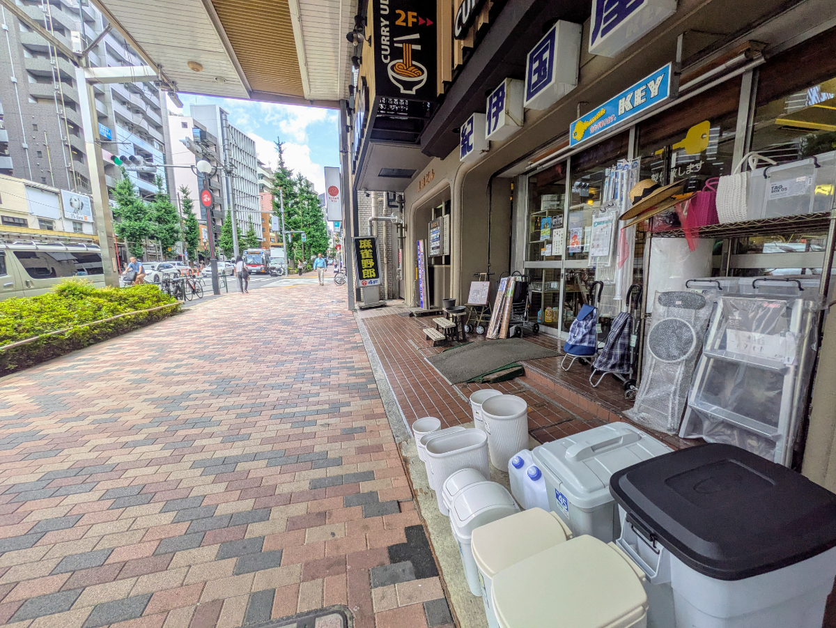v20251001150706/fresh/building/J00100437025_2