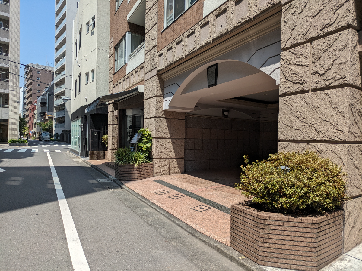v20251001150706/fresh/building/J00100438528_8