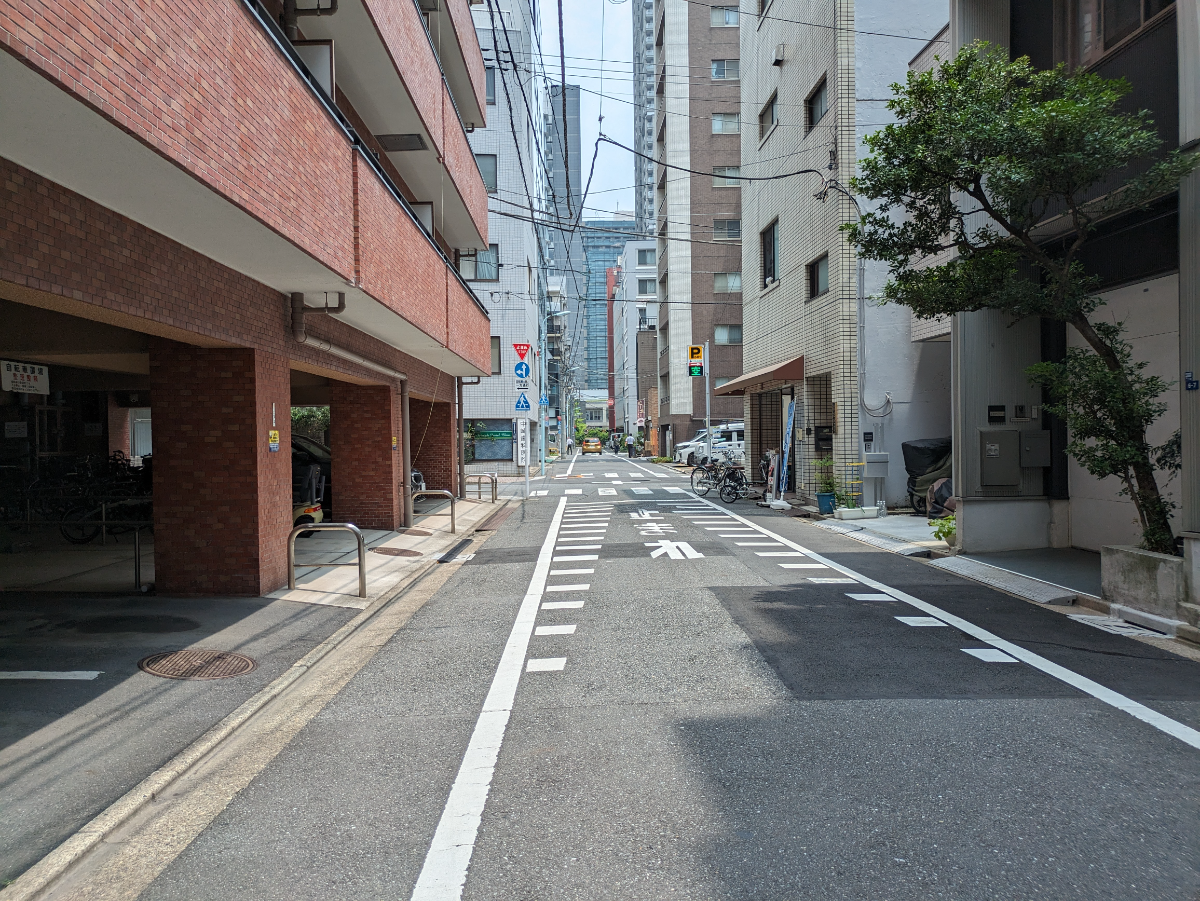v20251001150706/fresh/building/J00100442670_12