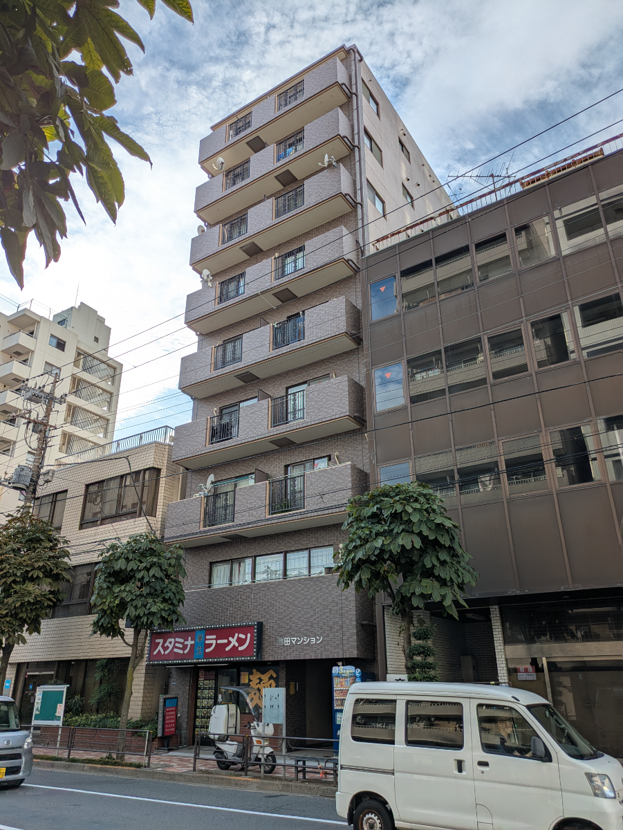 v20251001150706/fresh/building/J00100457818_8
