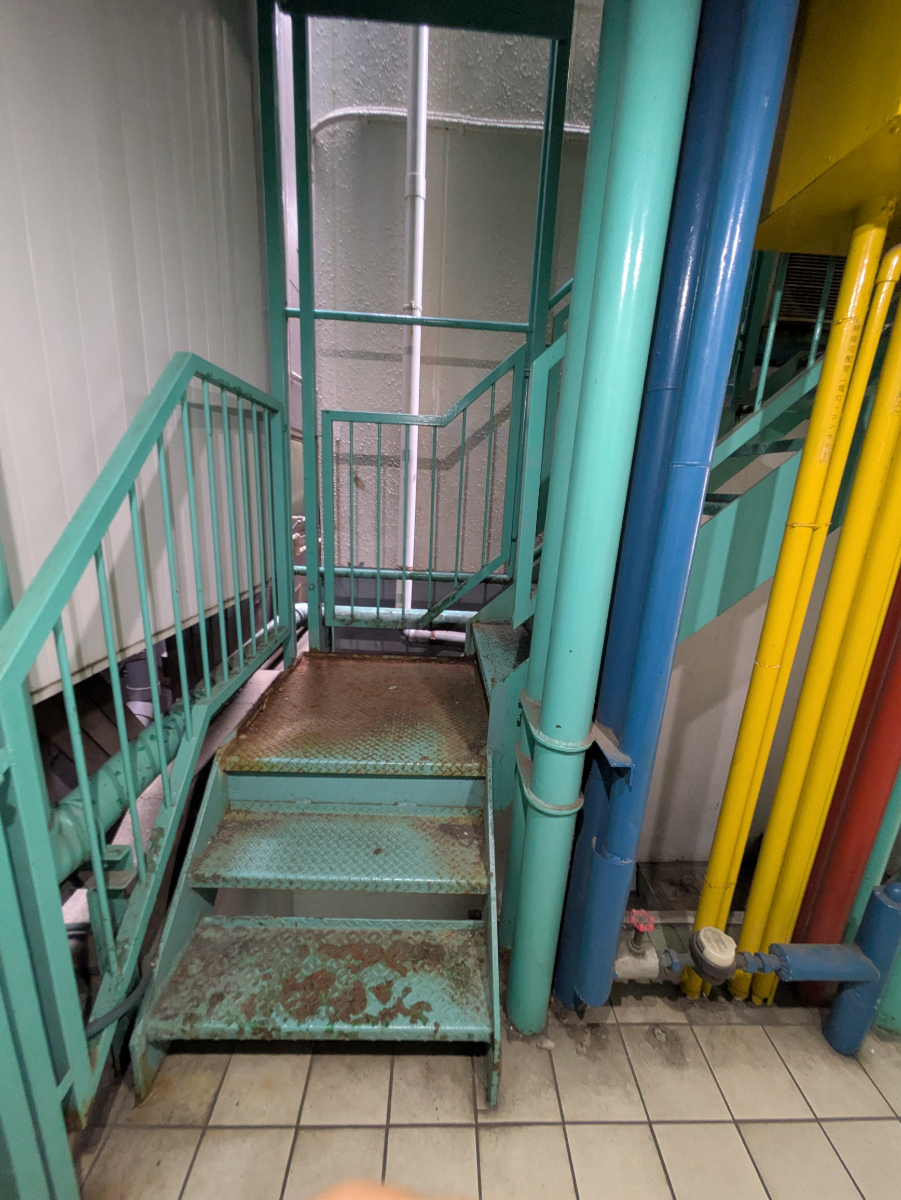 v20251001150706/fresh/building/J00100463966_11