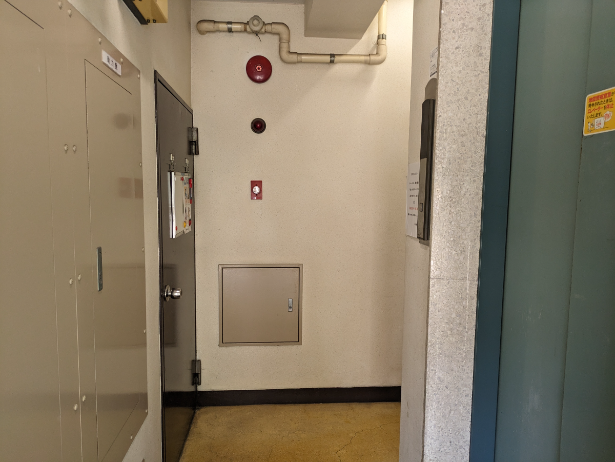 v20251001150706/fresh/building/J00100476375_12