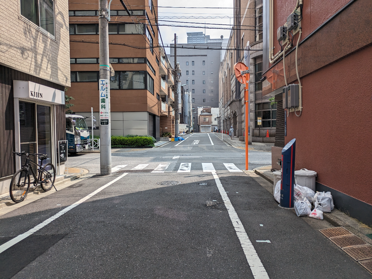 v20251001150706/fresh/building/J00100503827_14