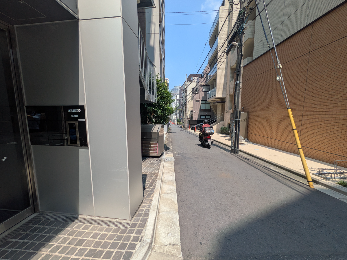 v20251001150706/fresh/building/J00100505871_13