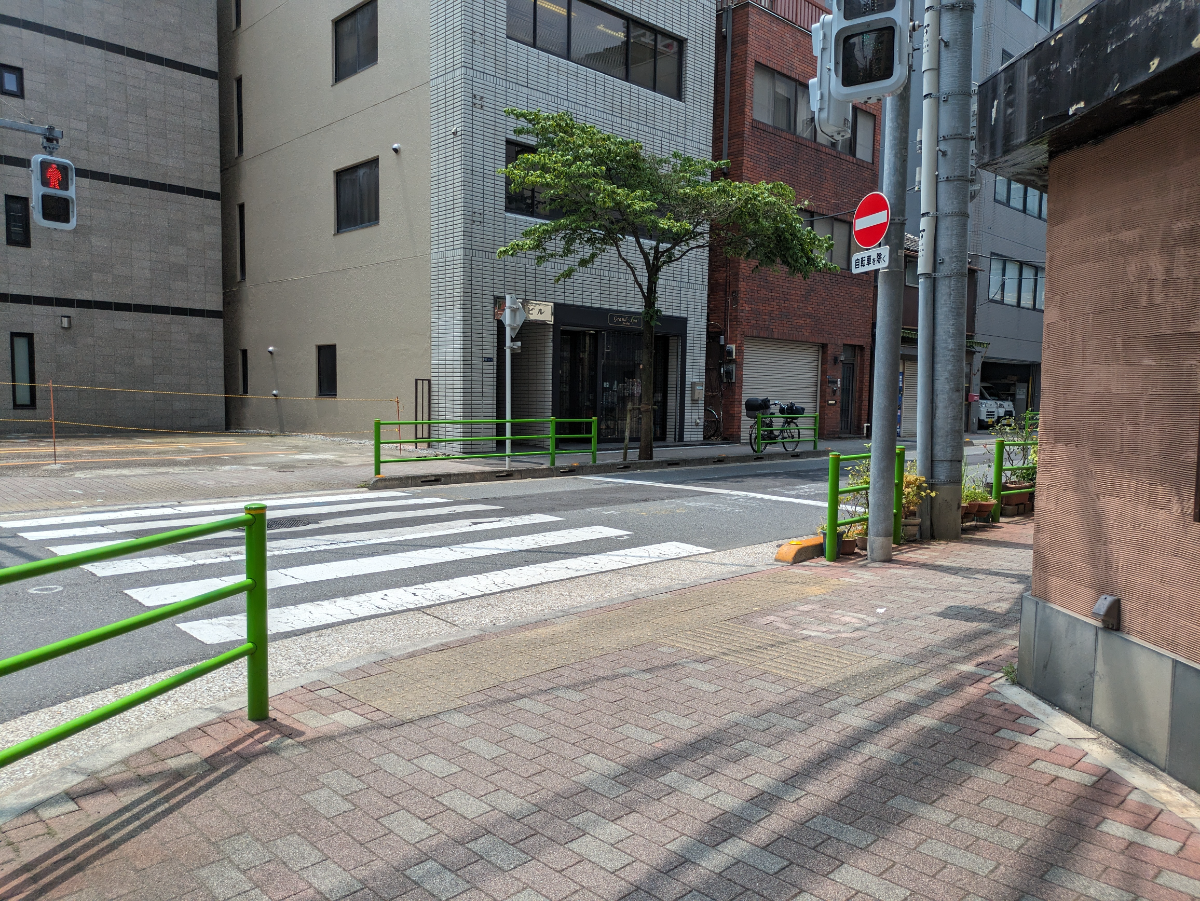 v20251001150706/fresh/building/J00100608189_2