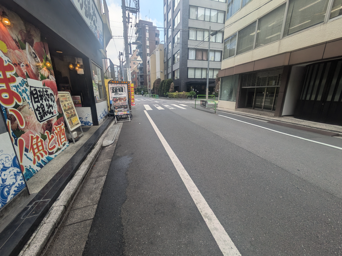 v20251003033705/fresh/building/J00100365635_10