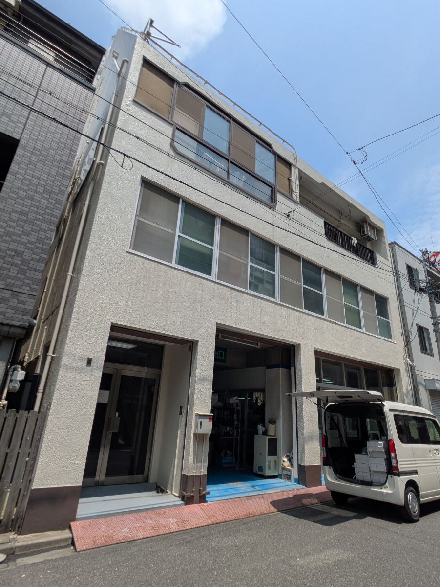 v20251003033705/fresh/building/J00100370740_6
