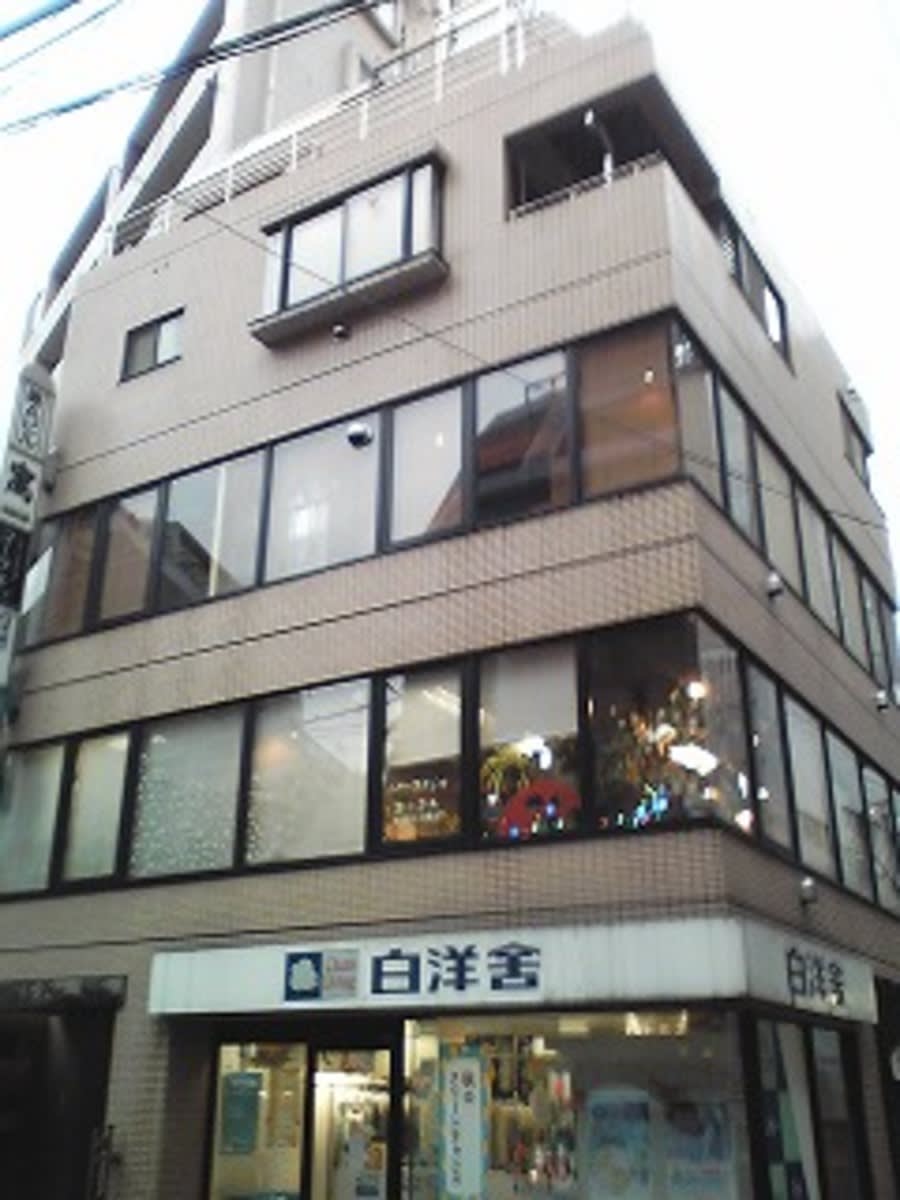 v20251003033705/fresh/building/J00100373685_1