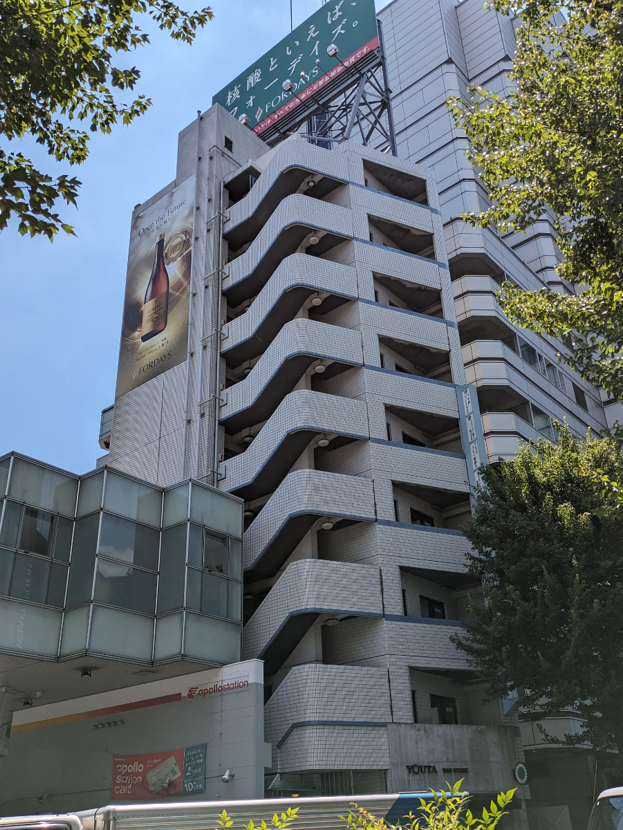 v20251003033705/fresh/building/J00100378369_1