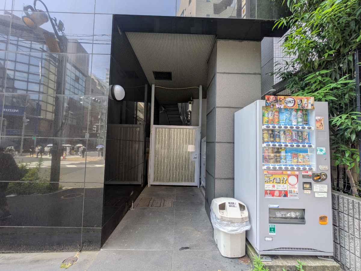 v20251003033705/fresh/building/J00100378486_14