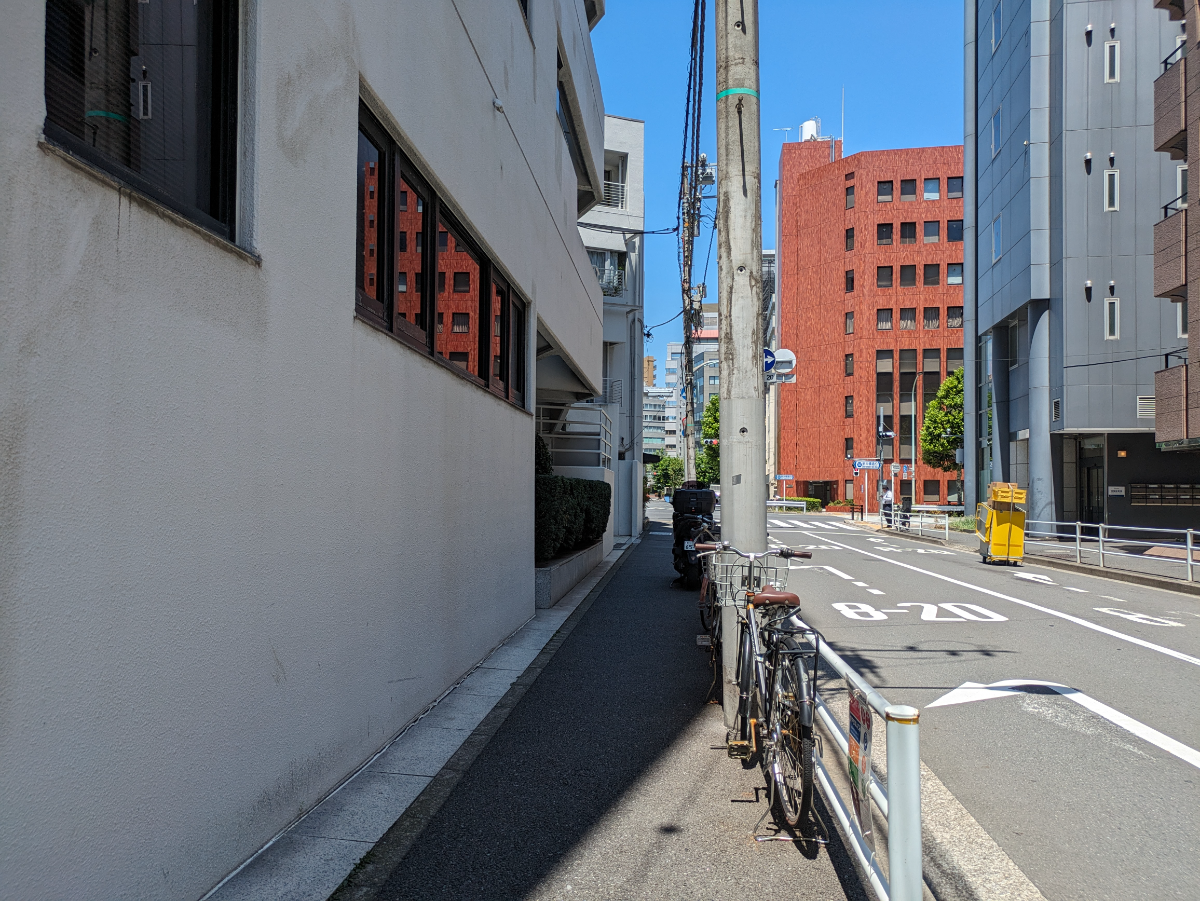 v20251003033705/fresh/building/J00100382915_13
