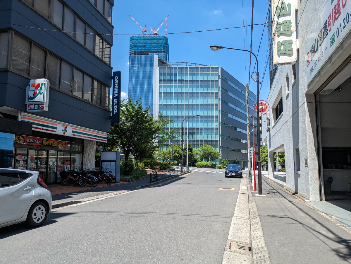 v20251003033705/fresh/building/J00100382916_26