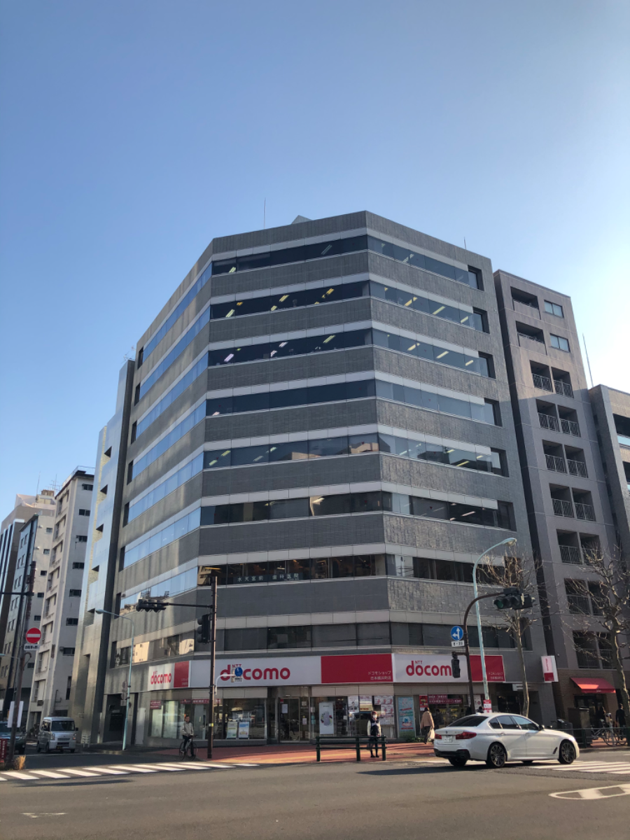 v20251003033705/fresh/building/J00100383303_1