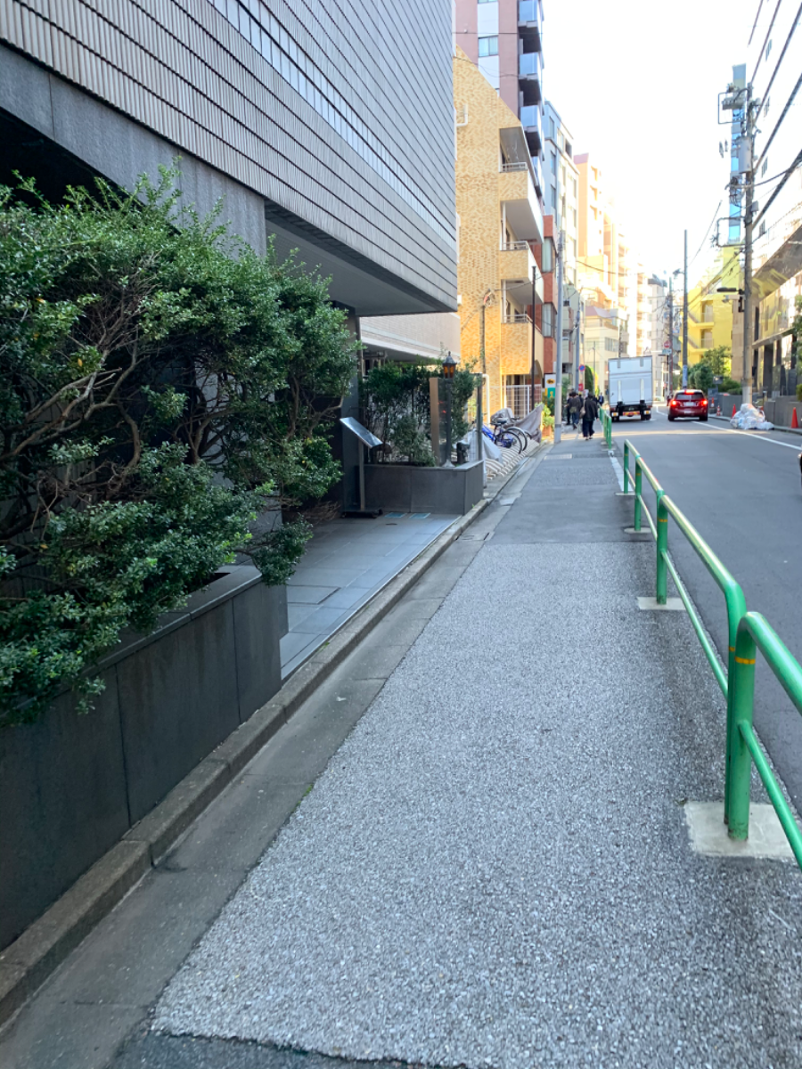 v20251003033705/fresh/building/J00100384007_2