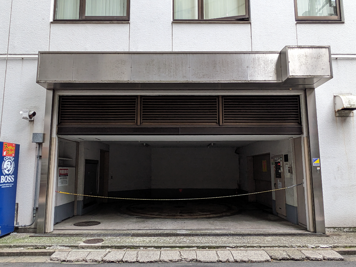 v20251003033705/fresh/building/J00100385640_11