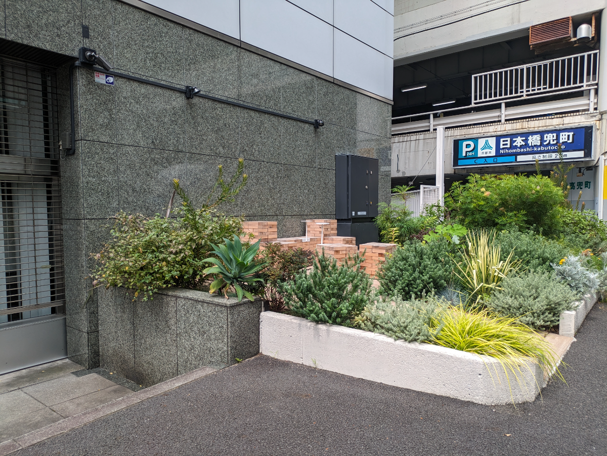 v20251003033705/fresh/building/J00100385643_10