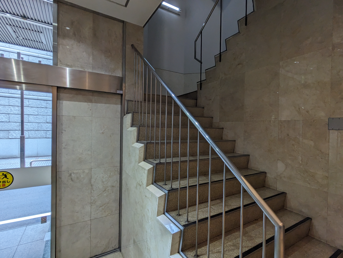 v20251003033705/fresh/building/J00100385643_12