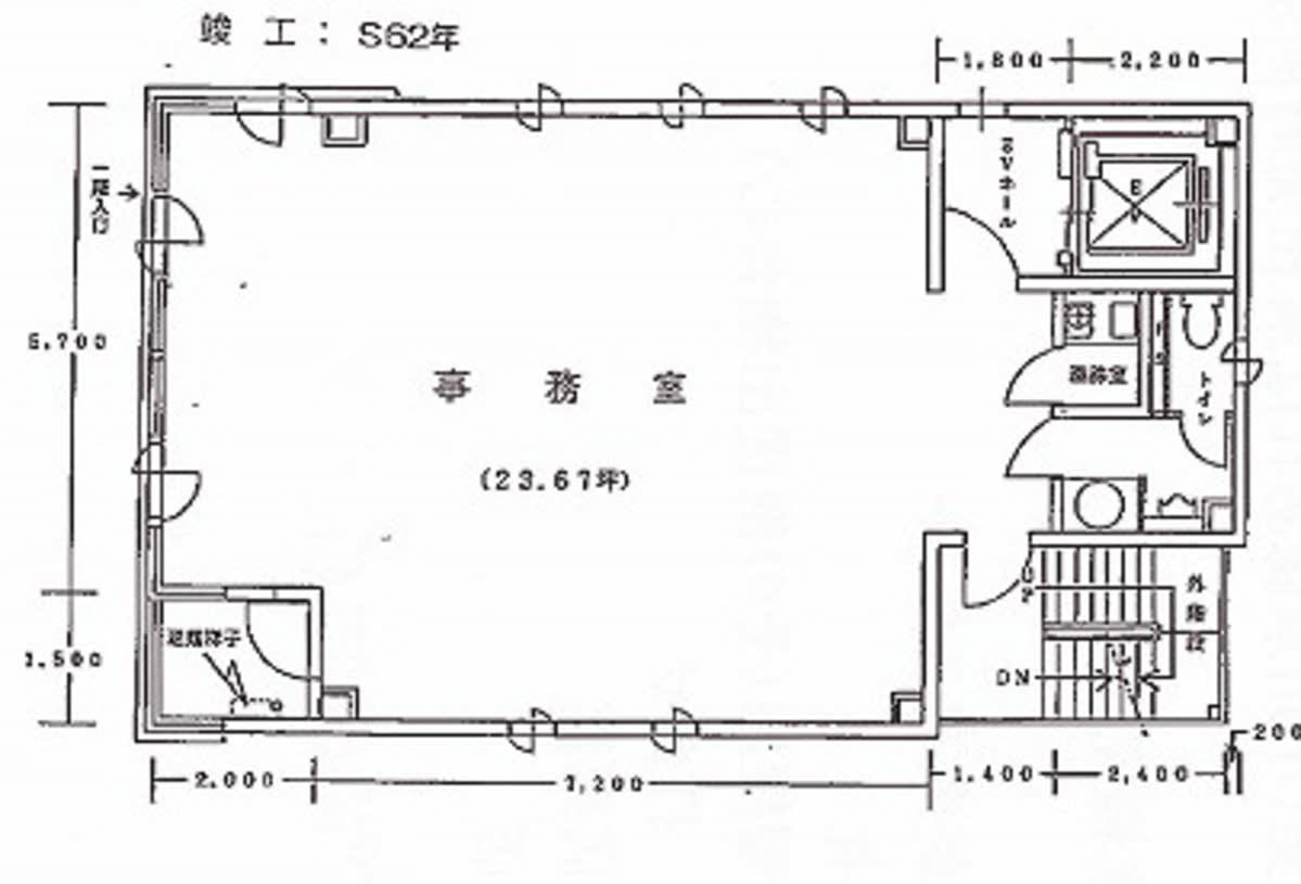 v20251003033705/fresh/building/J00100385652_18