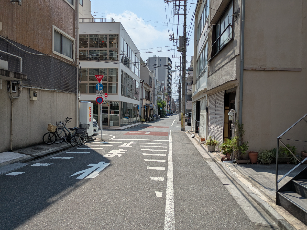 v20251003033705/fresh/building/J00100401381_7