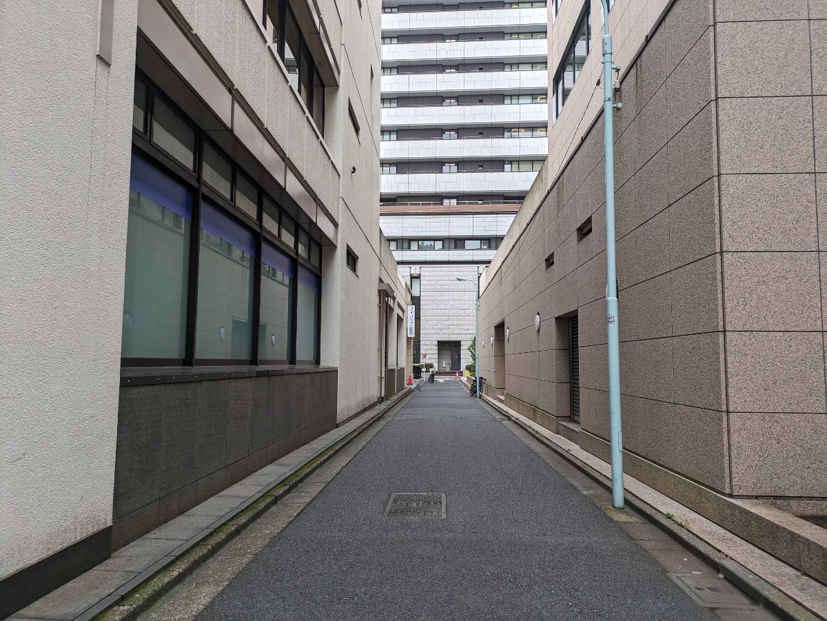 v20251003033705/fresh/building/J00100402851_14