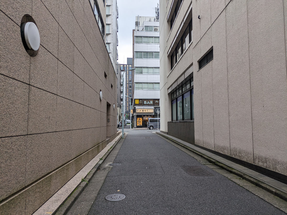 v20251003033705/fresh/building/J00100402851_15
