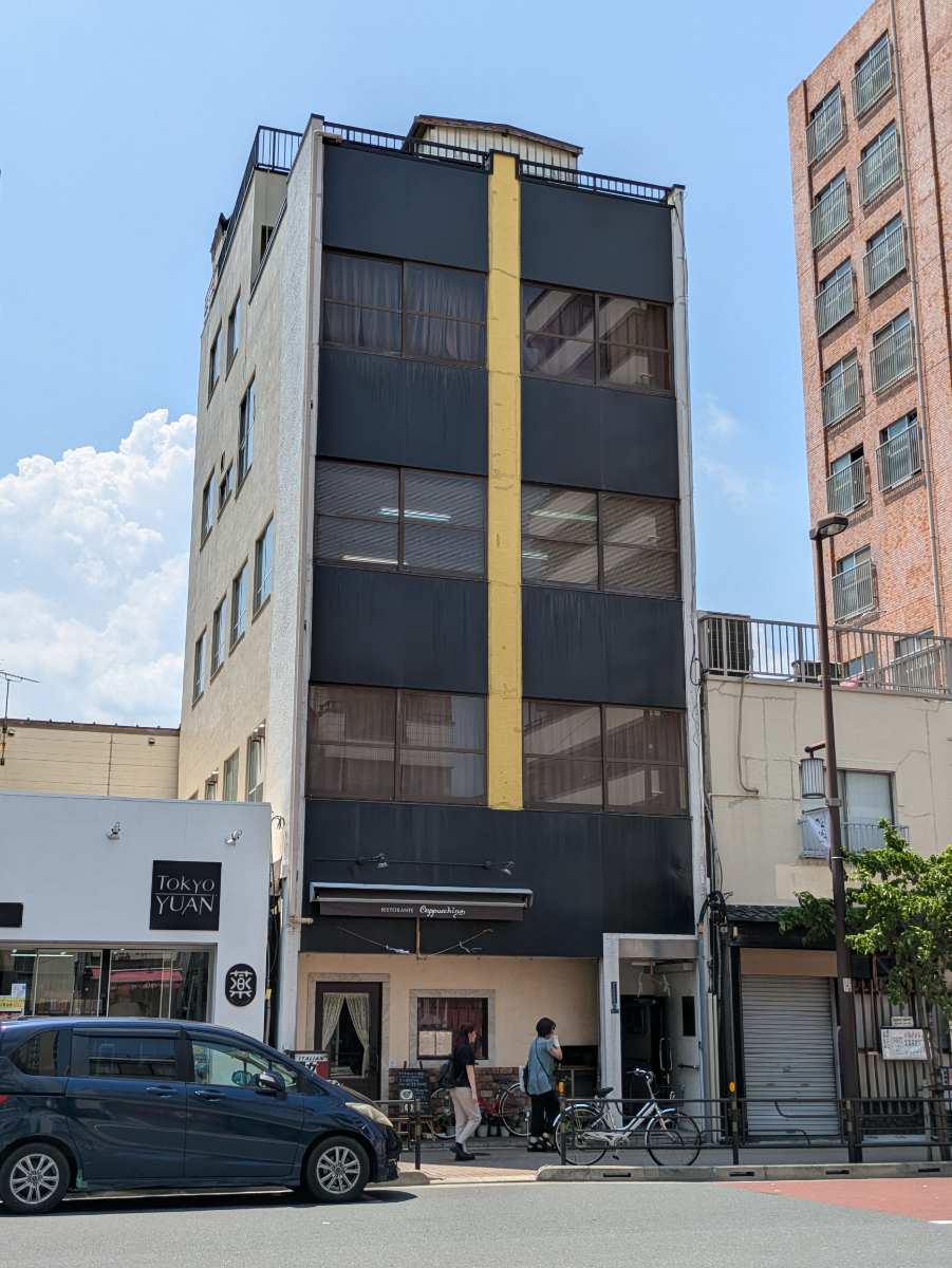 v20251003033705/fresh/building/J00100415052_10
