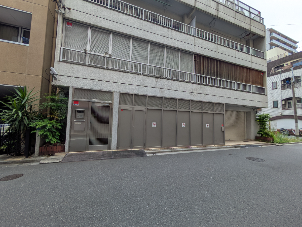 v20251003033705/fresh/building/J00100415817_10