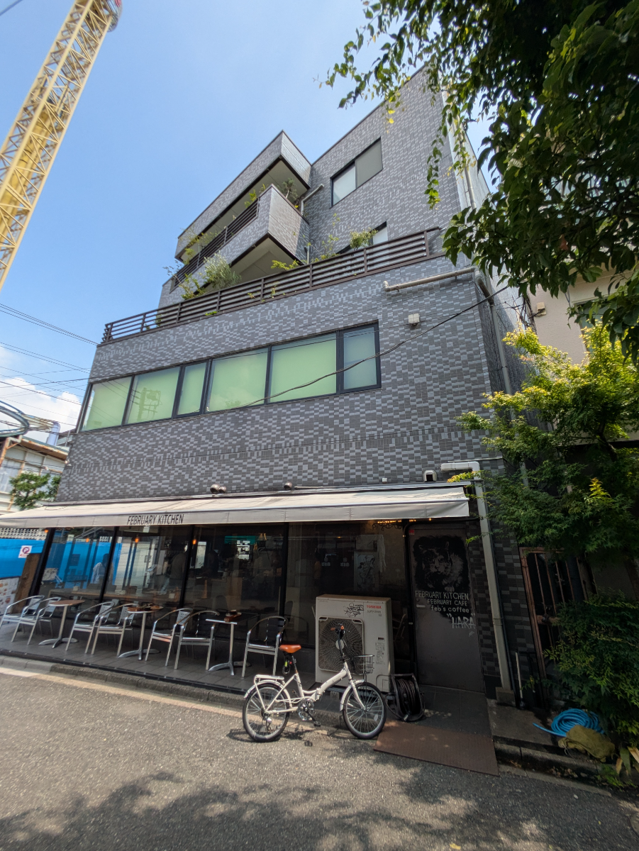v20251003033705/fresh/building/J00100420621_6