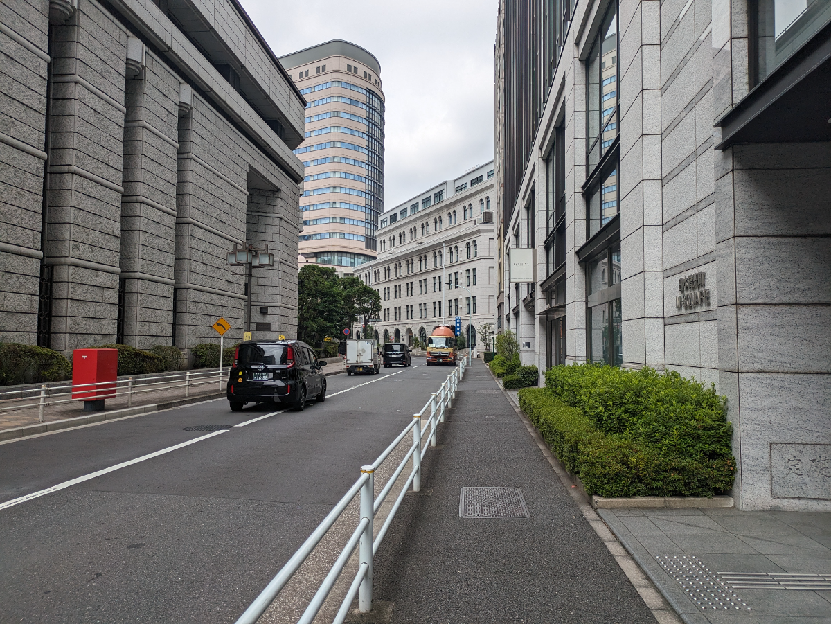 v20251003033705/fresh/building/J00100425447_13
