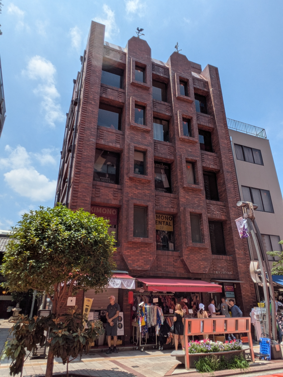 v20251003033705/fresh/building/J00100502139_6