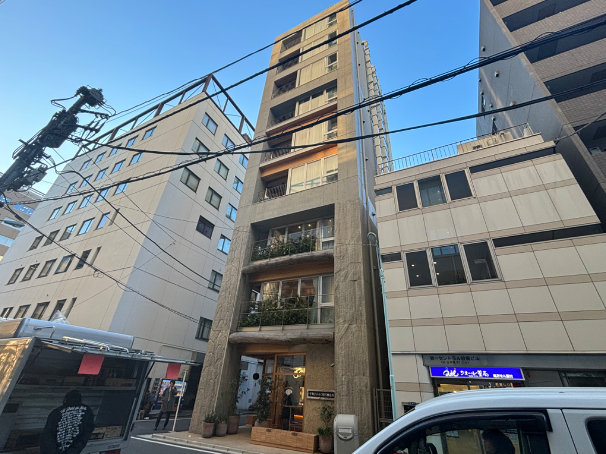 v20251003033705/fresh/building/J00100502812_5
