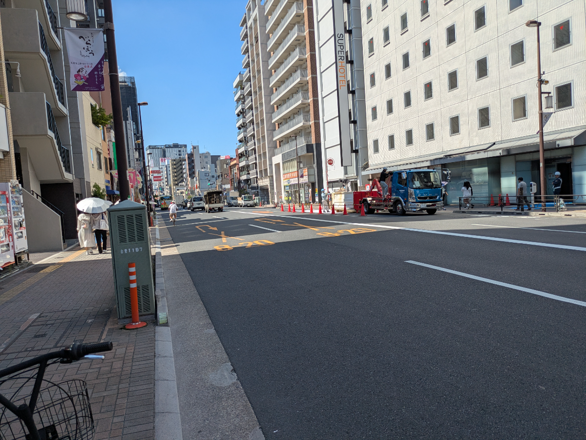 v20251003033705/fresh/building/J00100508460_2