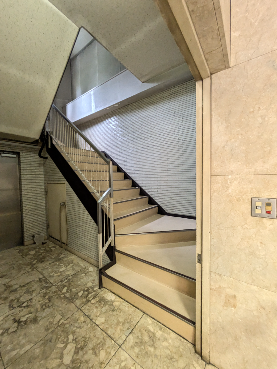 v20251003033705/fresh/building/J00100511551_7