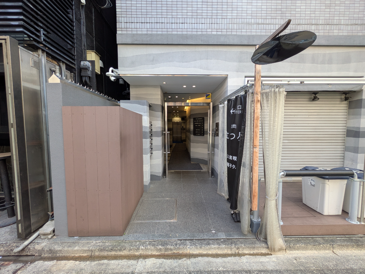 v20251003150706/fresh/building/J00100363421_8