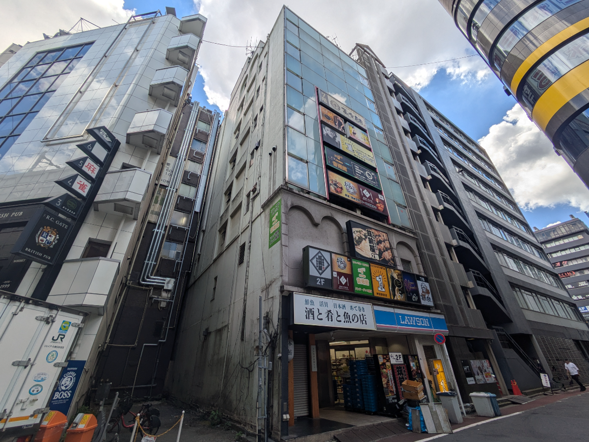 v20251003150706/fresh/building/J00100367111_6