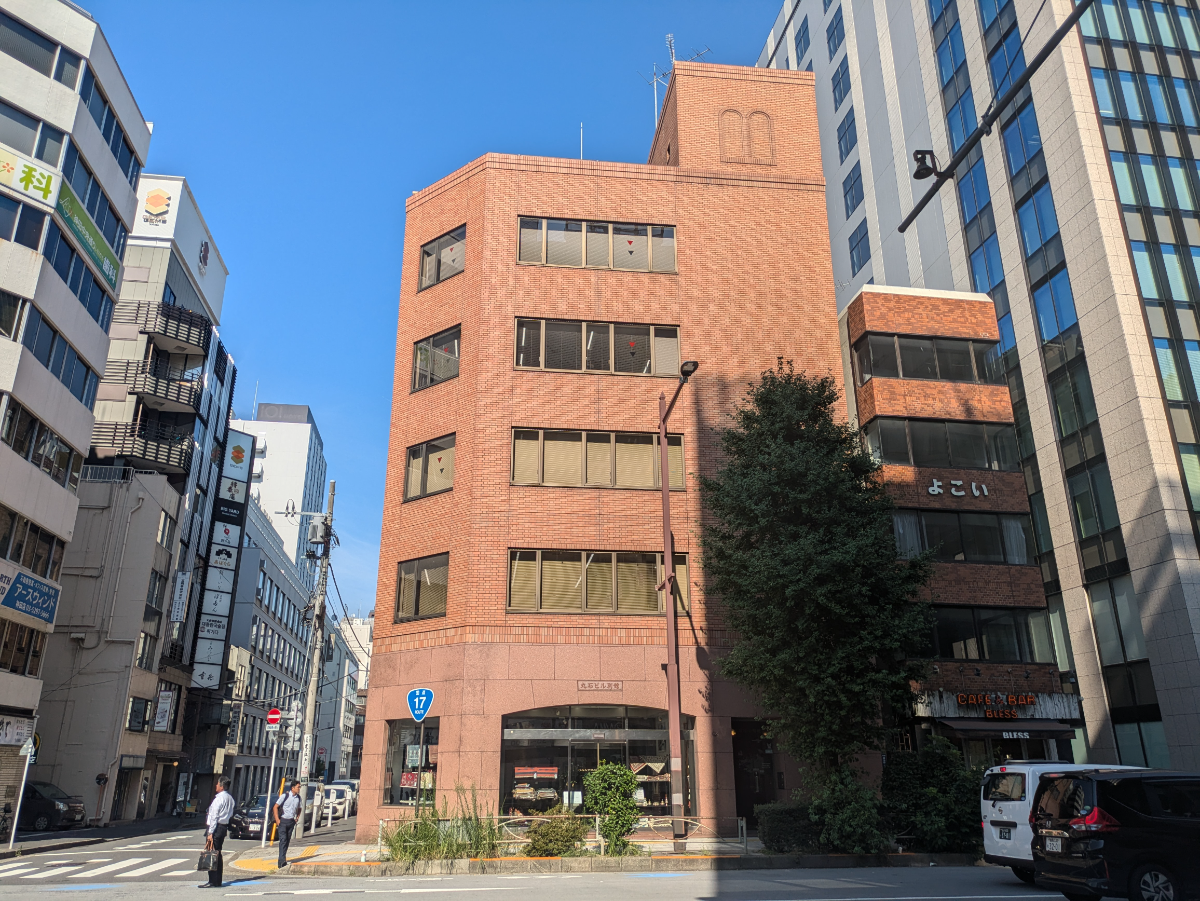 v20251003150706/fresh/building/J00100376596_6