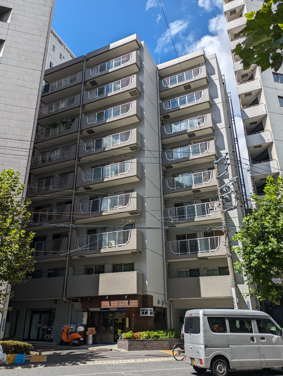v20251003150706/fresh/building/J00100376869_1