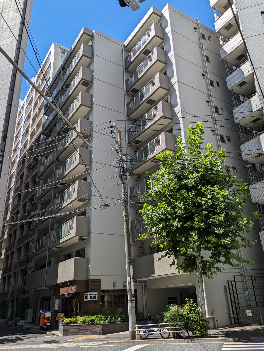 v20251003150706/fresh/building/J00100376869_9