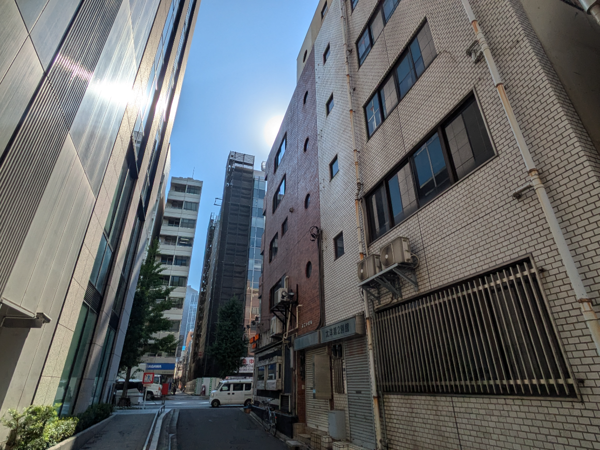 v20251003150706/fresh/building/J00100377029_6